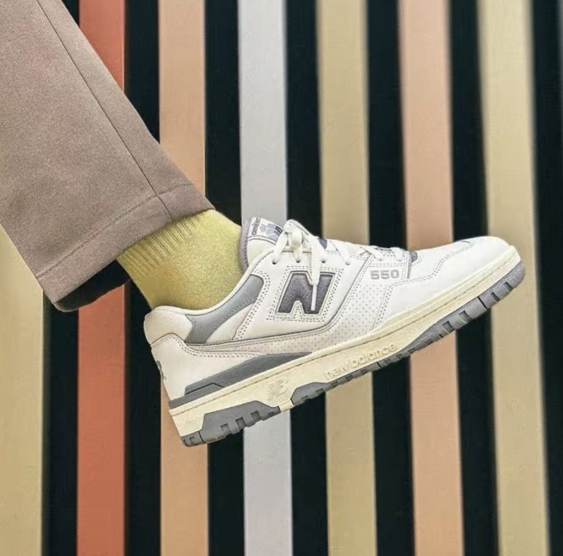 New Balance 550