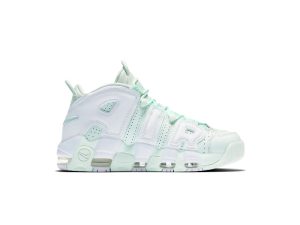 Едва зелёный, Белый