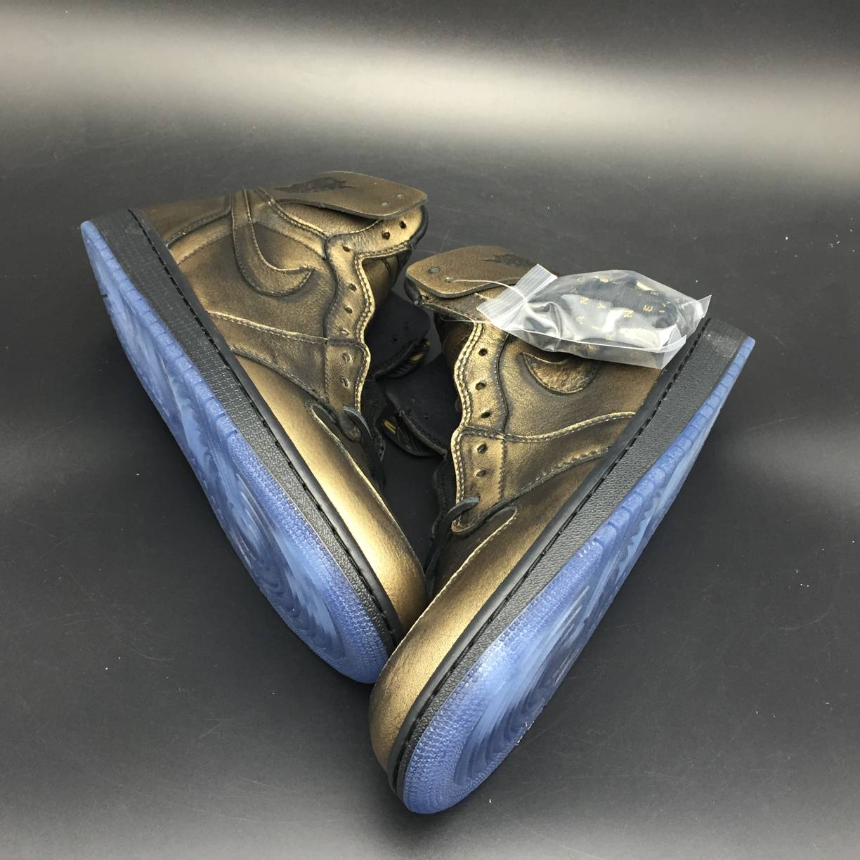 Кроссовки Air Jordan 1 Retro High OG Wings