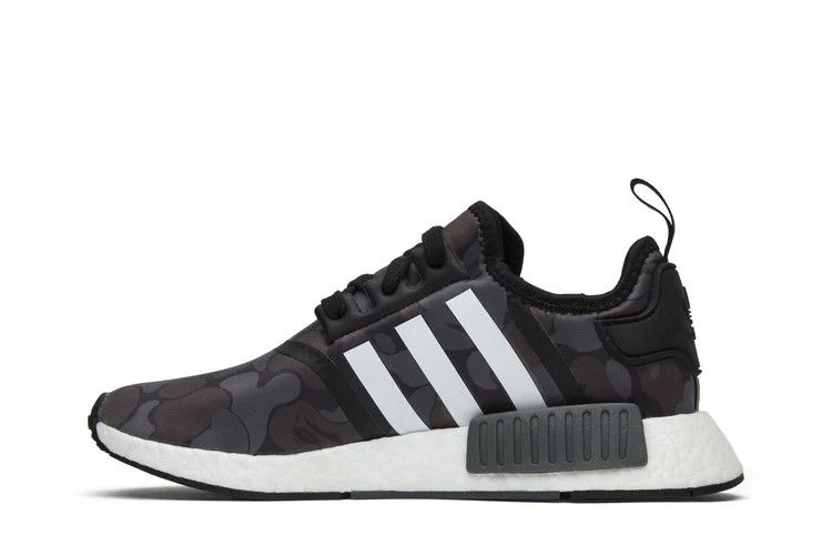 Кроссовки A Bathing Ape x adidas NMD_R1 'Black Camo'