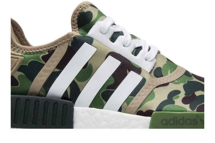 Кроссовки A Bathing Ape x adidas NMD_R1 'Olive Camo'