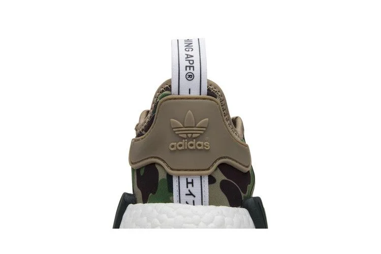 Кроссовки A Bathing Ape x adidas NMD_R1 'Olive Camo'