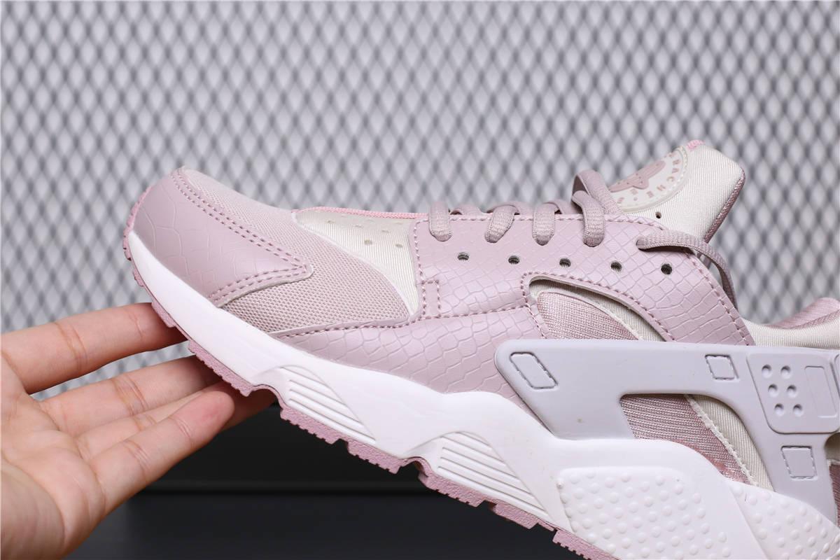 Кроссовки Air Huarache Run Vast Grey Particle Rose (W)