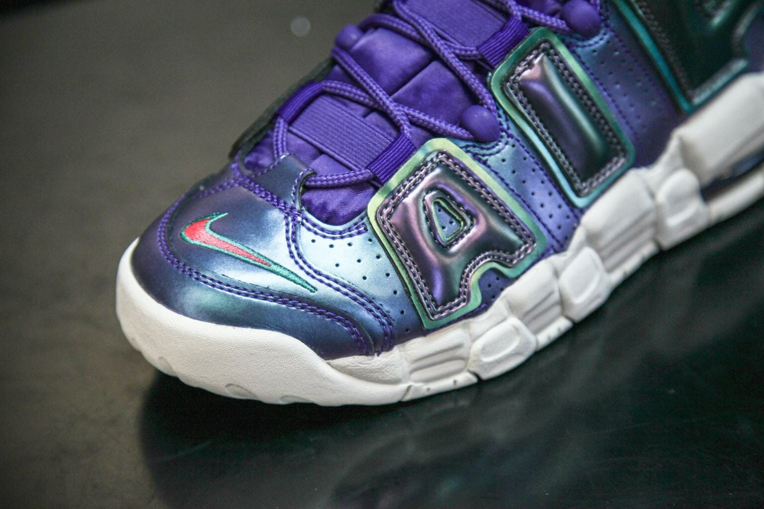 Nike air more uptempo purple hotsell