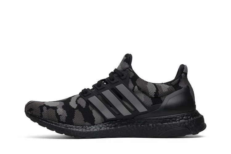 Кроссовки A Bathing Ape x adidas UltraBoost 4.0 'Black Camo'