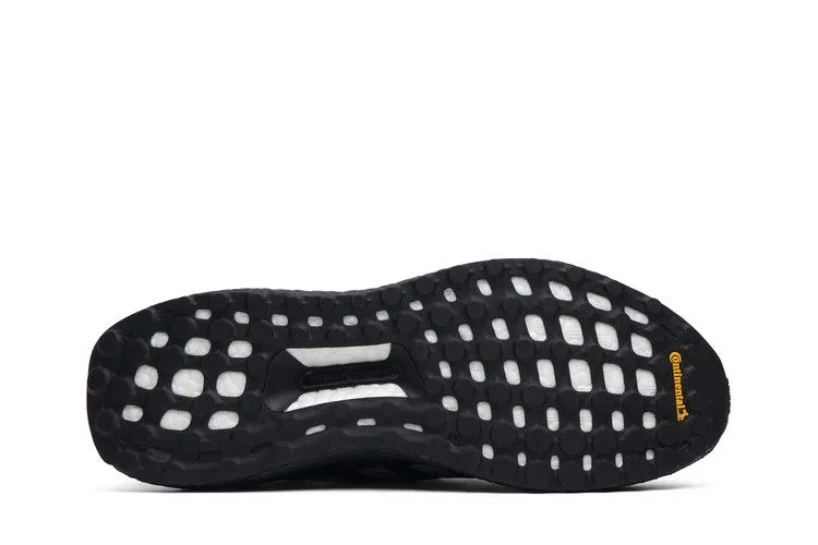 Кроссовки A Bathing Ape x adidas UltraBoost 4.0 'Black Camo'