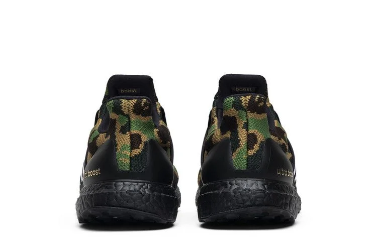 Кроссовки A Bathing Ape x adidas UltraBoost 4.0 'Green Camo'