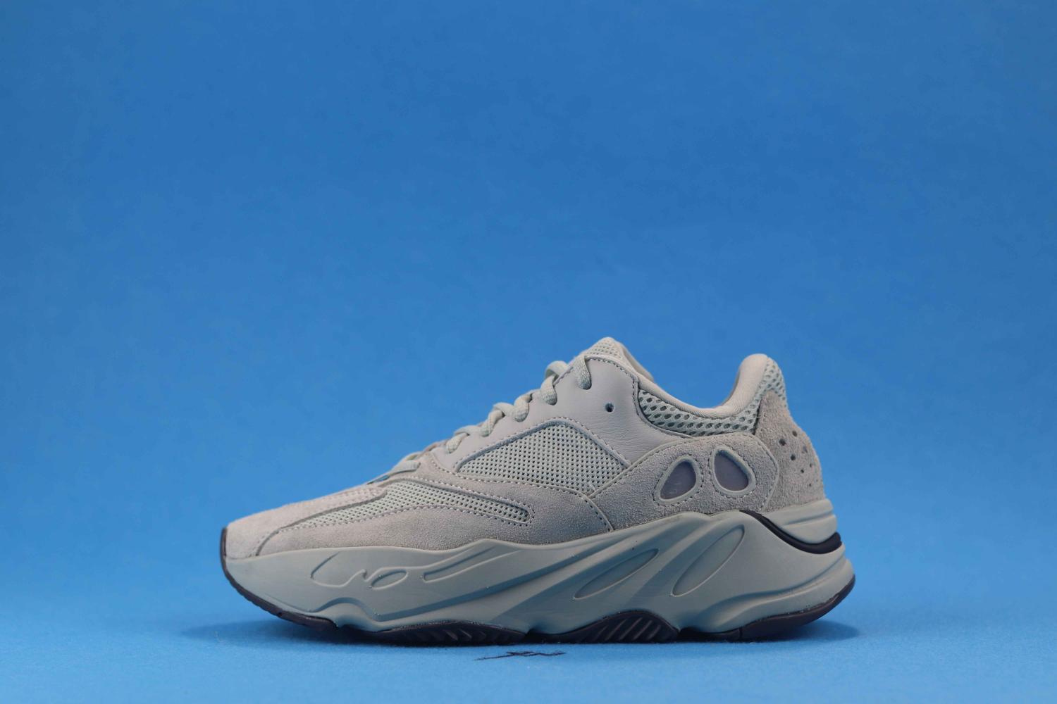 Yeezy 700 salt where to buy hotsell
