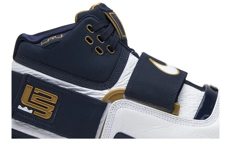 Кроссовки Nike LeBron Soldier 1 '25 Straight'