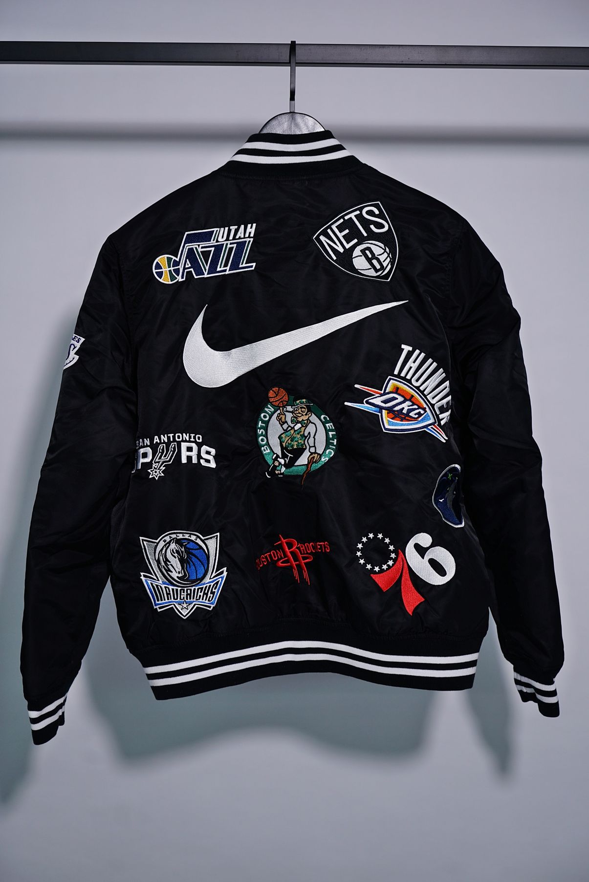 Nike x supreme x nba jacket online