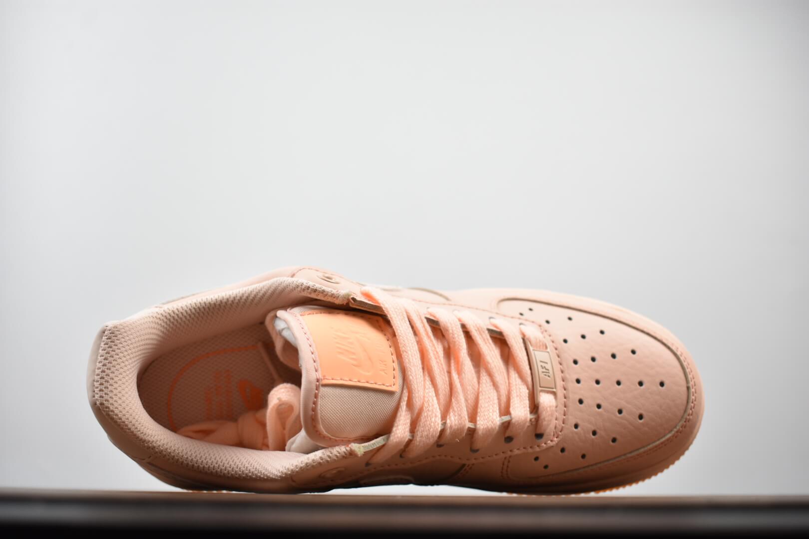 Кроссовки Wmns Nike Air Force 1 Orange Pulse