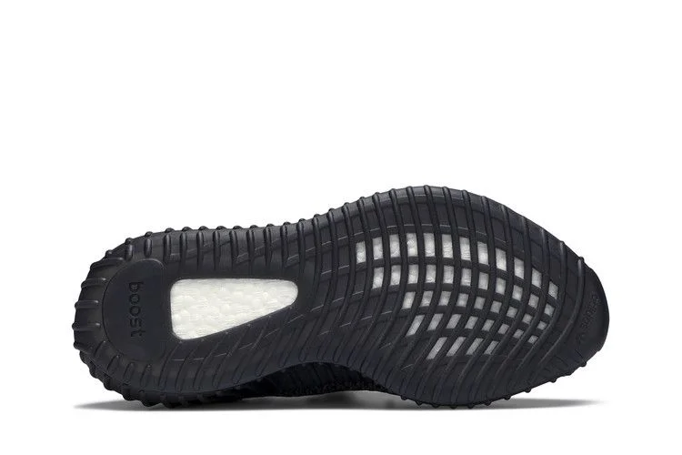 Кроссовки adidas Yeezy Boost 350 V2 'Black Non-Reflective'