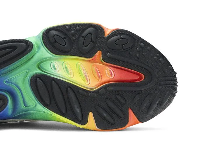 Кроссовки Adidas Ozweego 'Pride'