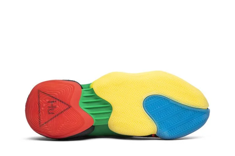 Кроссовки Pharrell x adidas Crazy BYW X 'Gratitude Empathy'