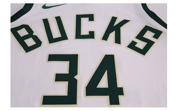 Баскетбольная джерси 2017-18 Giannis Antetokounmpo Bucks #34 Association White