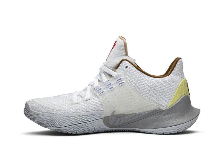 Кроссовки SpongeBob SquarePants x Nike Kyrie Low 2 'Sandy Cheeks'