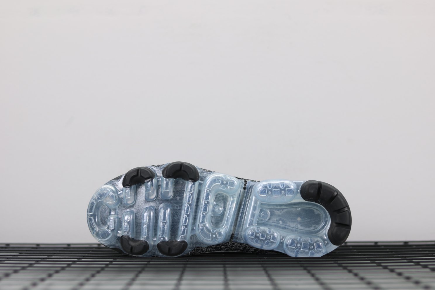 Wmns Nike Air VaporMax Flyknit 3 Oreo AJ6910 001