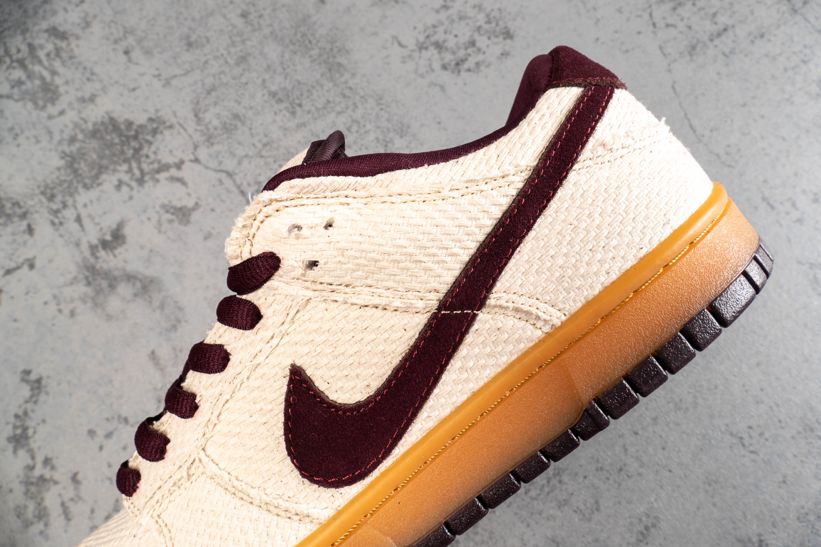 Кроссовки Nike Dunk Low Pro SB Red Hemp