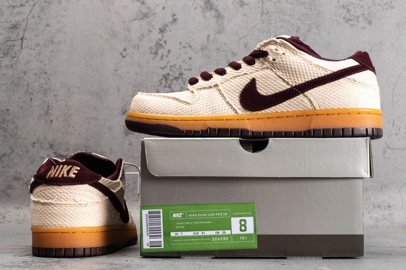 Кроссовки Nike Dunk Low Pro SB Red Hemp