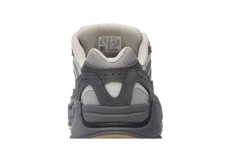 Кроссовки adidas Yeezy Boost 700 V2 'Tephra'