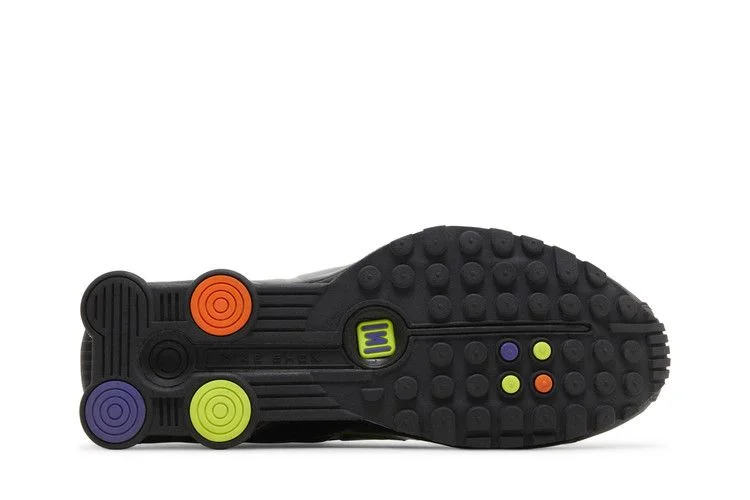 Кроссовки Nike Shox R4 'Black Multi Volt'
