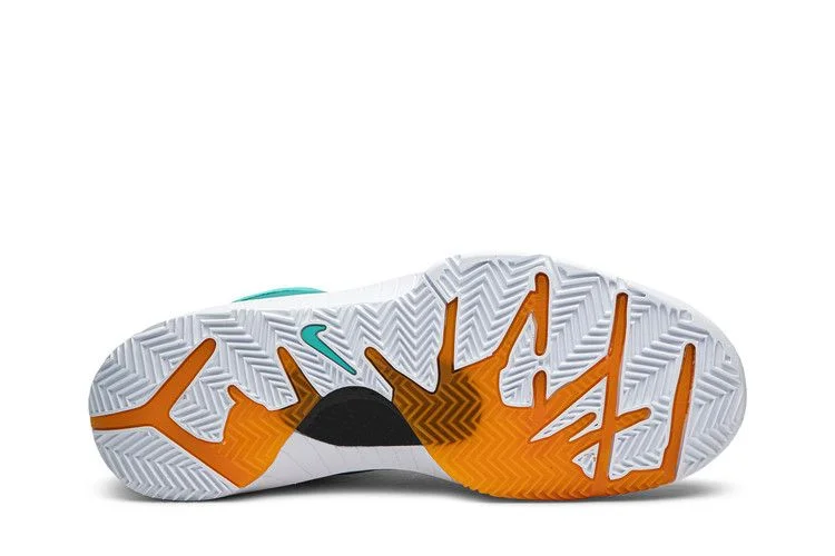 Кроссовки Undefeated x Nike Kobe 4 Protro 'Hyper Jade'