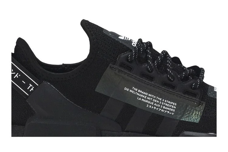 Кроссовки Adidas NMD_R1 V2 'Triple Black'