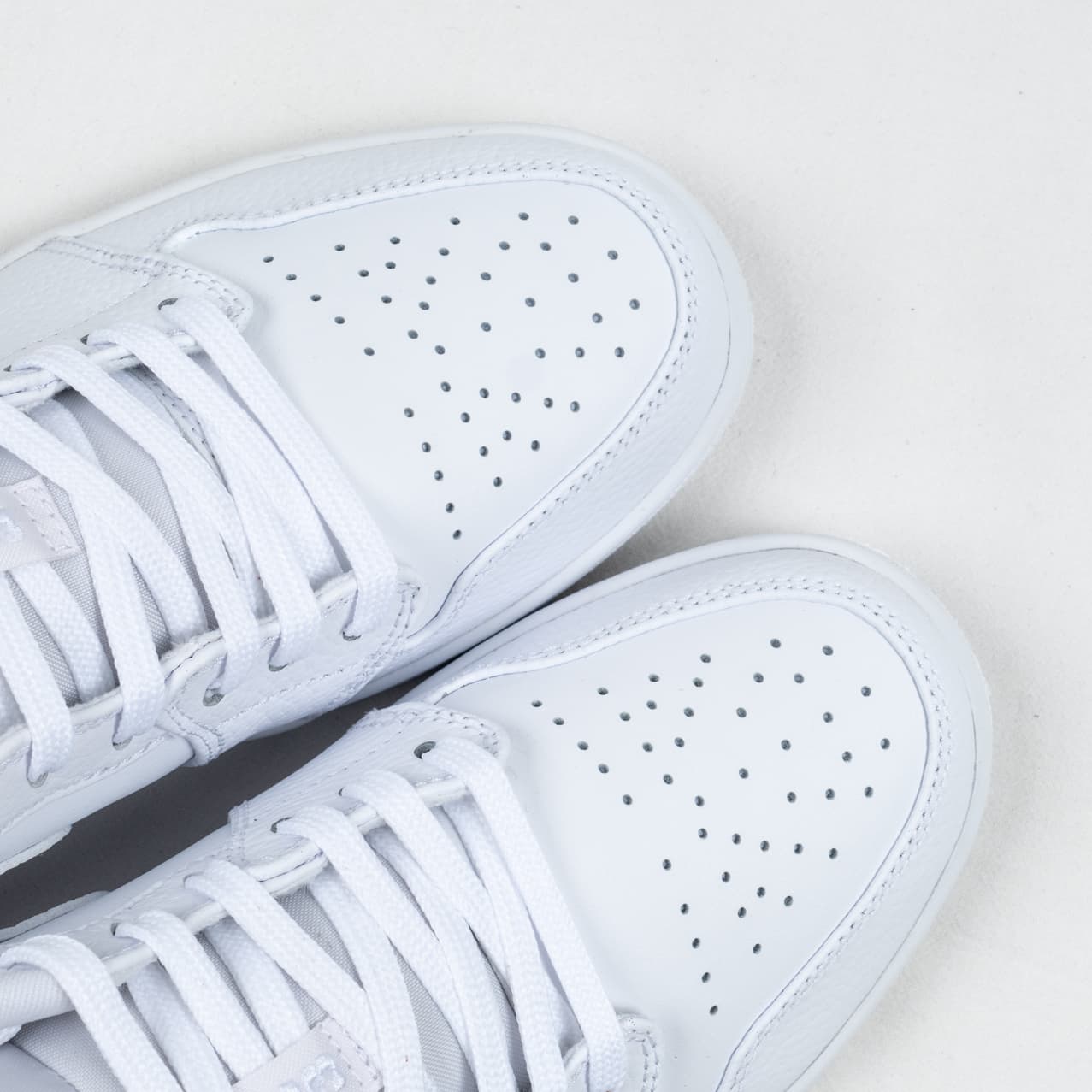 Air Jordan 1 Low Triple White Tumbled Leather 553558 130