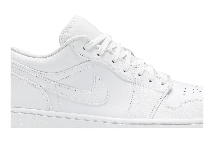 Кроссовки Air Jordan 1 Low 'Triple White'