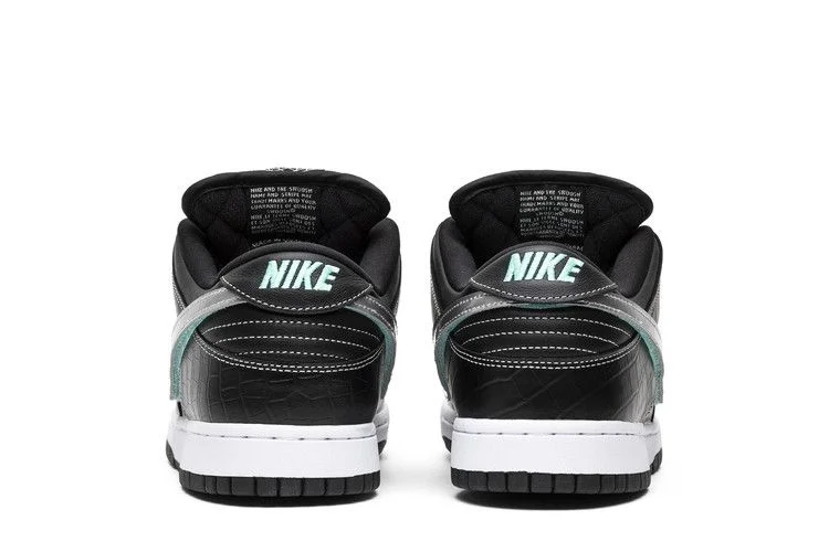 Кроссовки Diamond Supply Co. x Nike Dunk Low Pro SB 'Black Diamond'