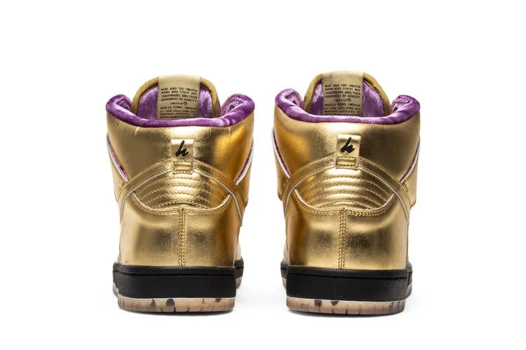 Кроссовки Humidity x Nike Dunk High SB 'Trumpet'