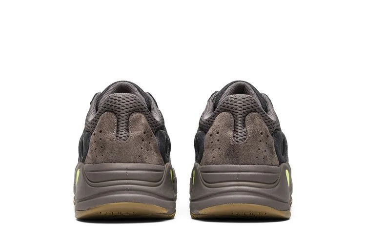 Кроссовки adidas Yeezy Boost 700 'Mauve'