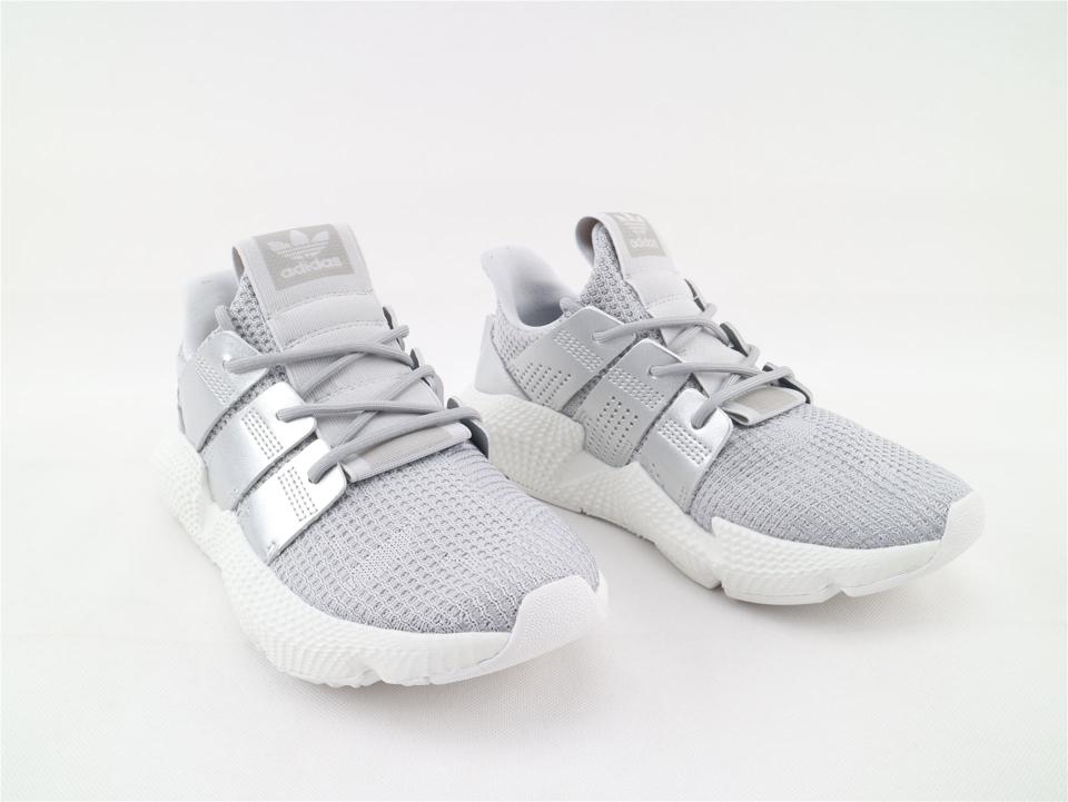 Кроссовки Wmns adidas Prophere Silver Metallic