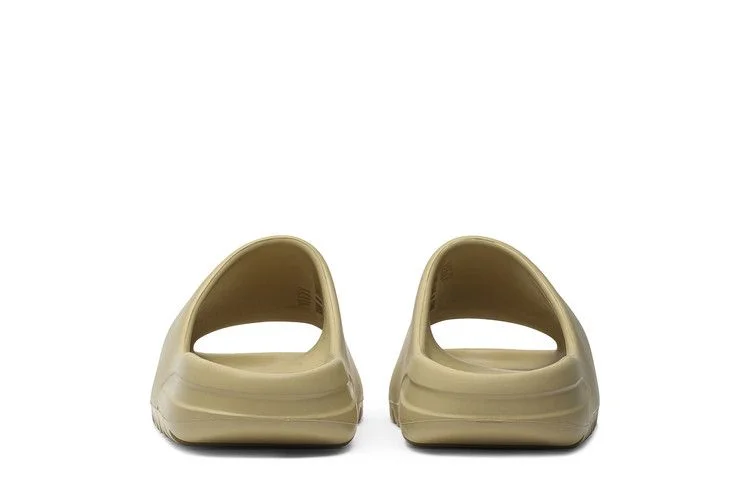 adidas Yeezy Slides 'Desert Sand'