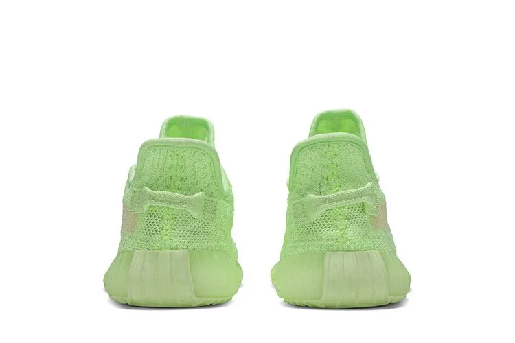 Кроссовки Adidas Yeezy Boost 350 V2 GID Kids 'Glow'