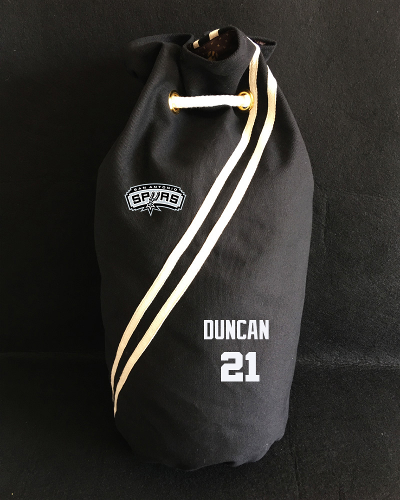 2020 San Antonio Spurs Duncan 21 Black Bag