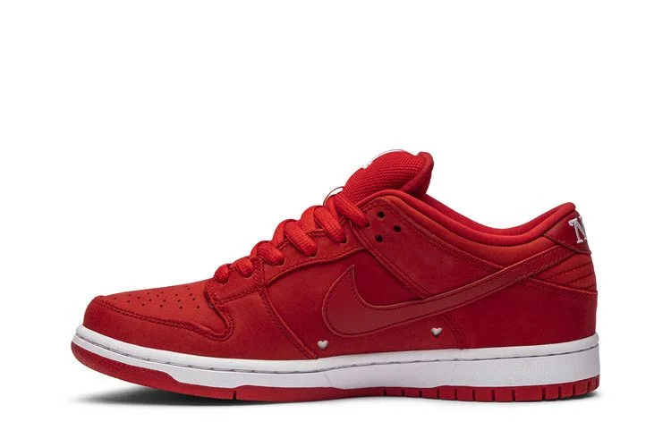 Кроссовки Girls Don't Cry x Nike Dunk Low Pro SB QS 'Coming Back Home'