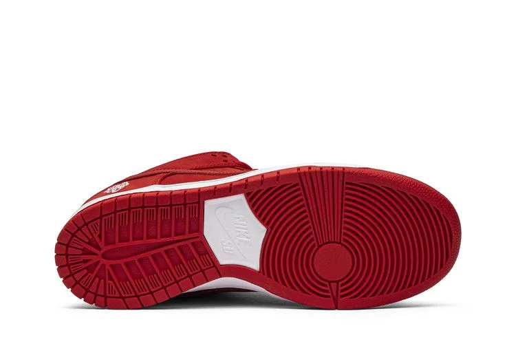 Кроссовки Girls Don't Cry x Nike Dunk Low Pro SB QS 'Coming Back Home'