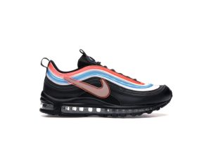 Черный, Отражение серебристо-голубой лагуны