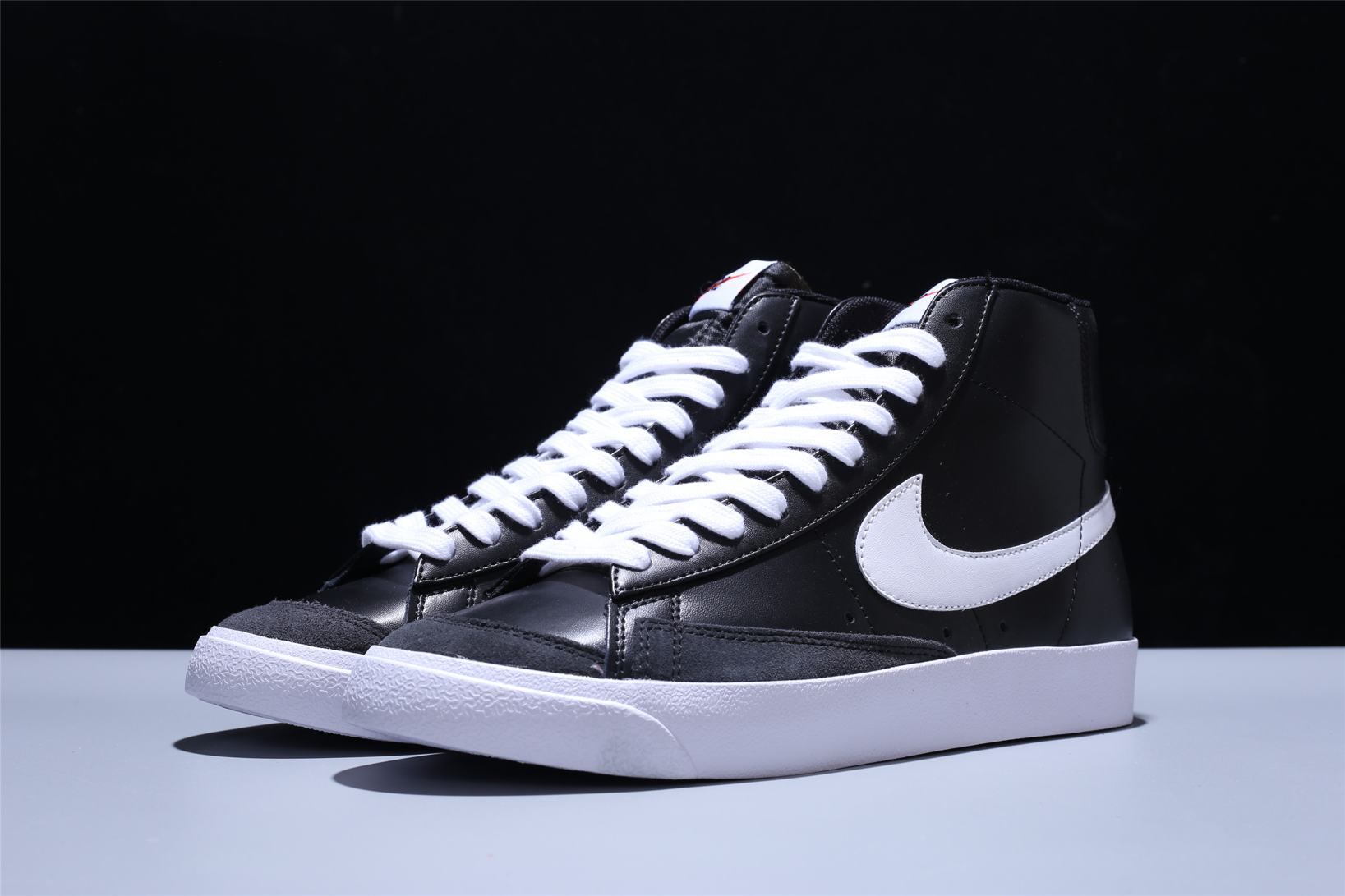 Nike Blazer Mid 77 Vintage Black Canvas CD8238 001