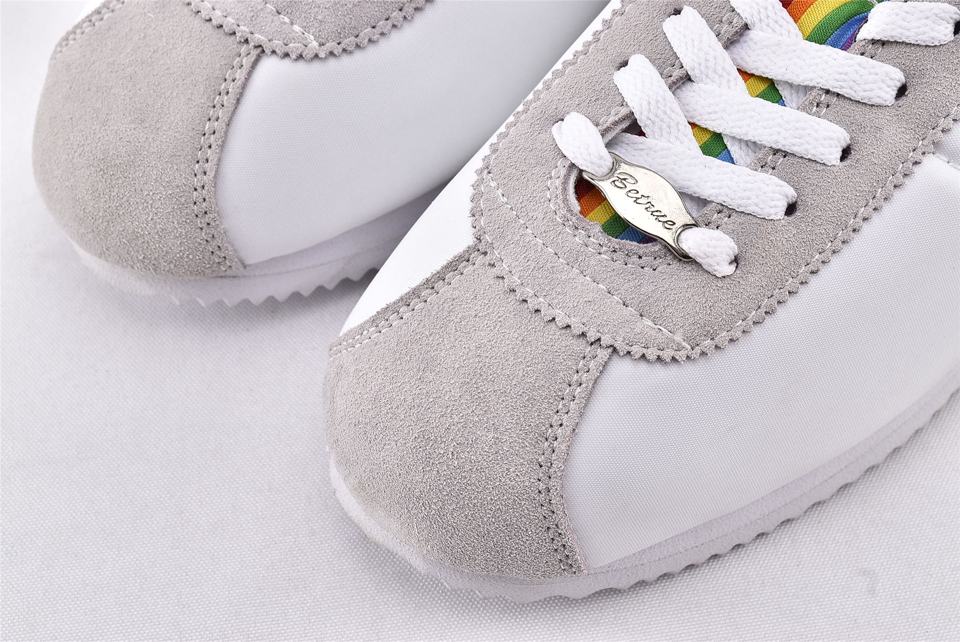 Кроссовки Nike Classic Cortez Be True 2017