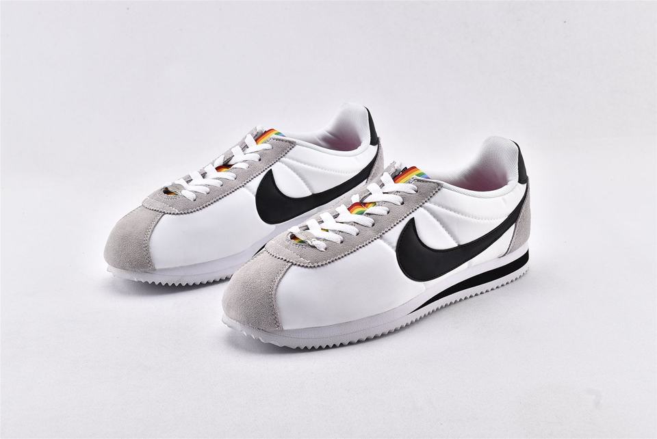 Кроссовки Nike Classic Cortez Be True 2017