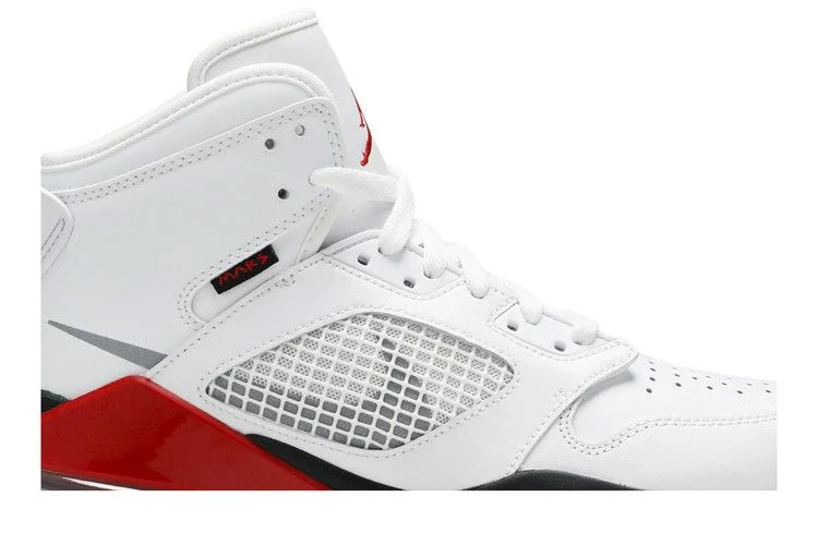Кроссовки Air Jordan Mars 270 'Fire Red'