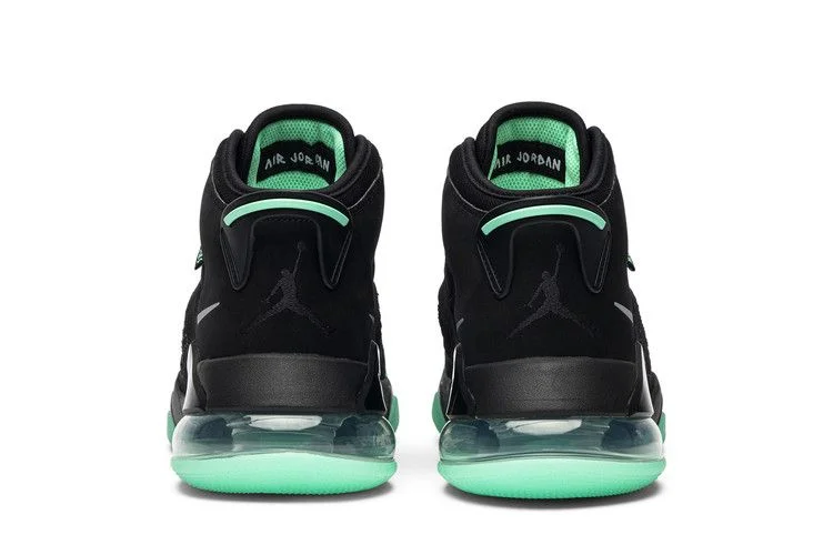 Кроссовки Air Jordan Mars 270 'Green Glow'
