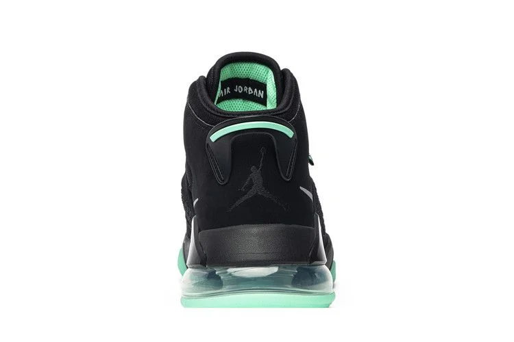 Кроссовки Air Jordan Mars 270 'Green Glow'