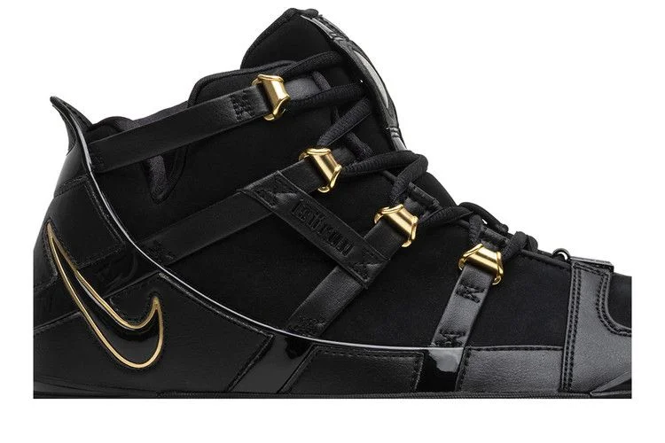 Кроссовки Nike Zoom LeBron 3 Retro 'Metallic Gold' 2018