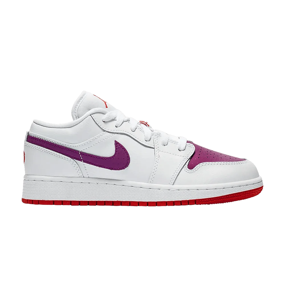 Кроссовки Air Jordan 1 Low GS 'White Berry'