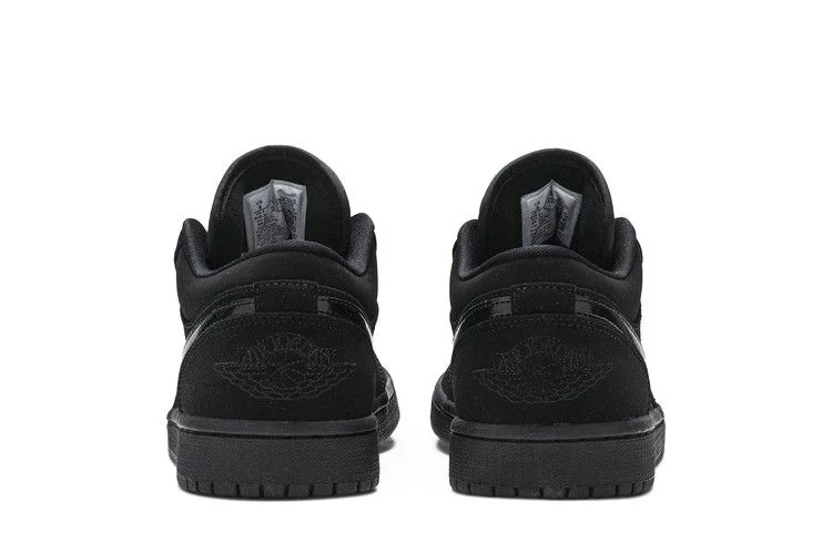 Кроссовки Air Jordan 1 Low 'Triple Black'