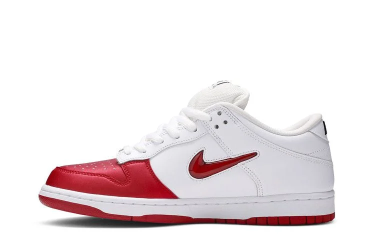 Кроссовки Supreme x Nike Dunk SB Low 'Varsity Red'