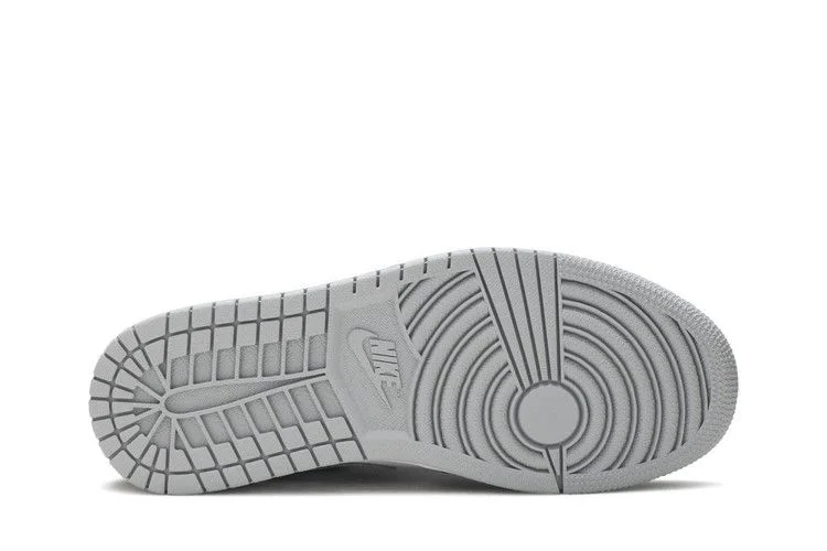 Кроссовки Air Jordan 1 Low 'Smoke Grey'
